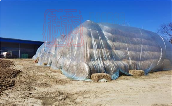 陽新縣荊頭山助環保增促收 秸稈打捆變廢為寶